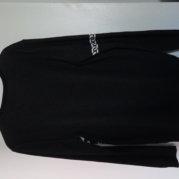 Medusa Blk/Wht Sweater - Picture 6 of 6